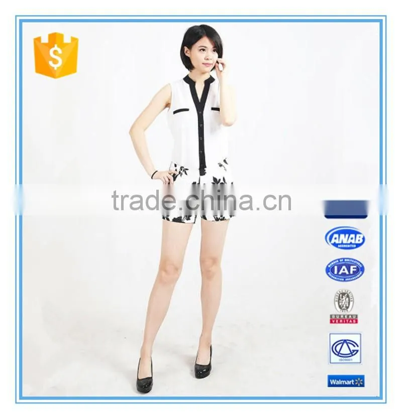 2016 New Arrival Fashion Ladies Printed Black And White Shorts