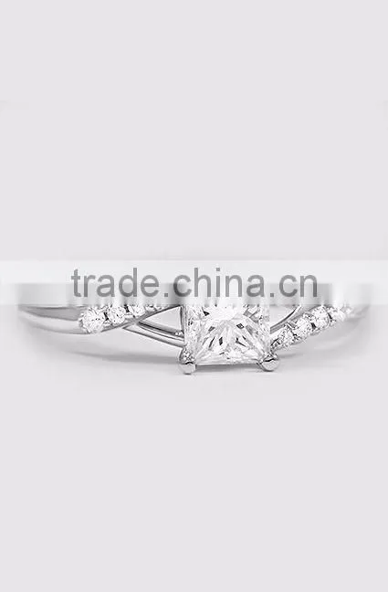 Simple design in stock sterling silver jewelry square diamond finger ring for women