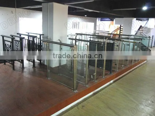 custom metal fencing stakes