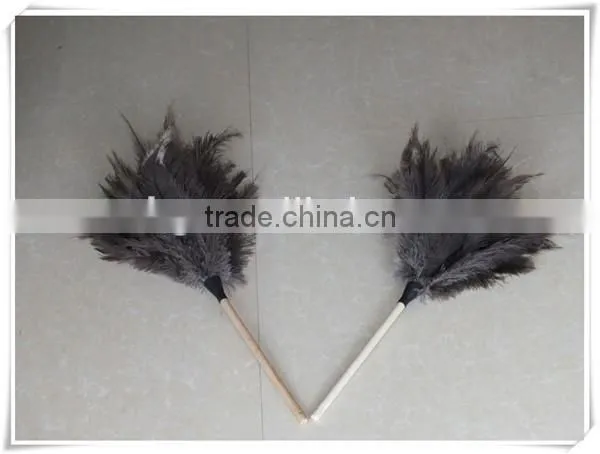 Professional cleaning supply Extendable Ostrich feather duster office workplace with white color