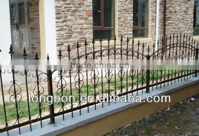 2013 Top-selling garden hand-polished cast iron fence