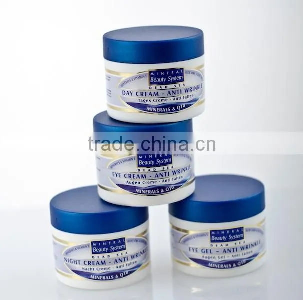 Dead sea moisturizing day cream with minerals and vitamins