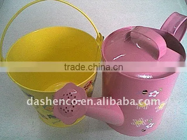 metal watering pot for gardening