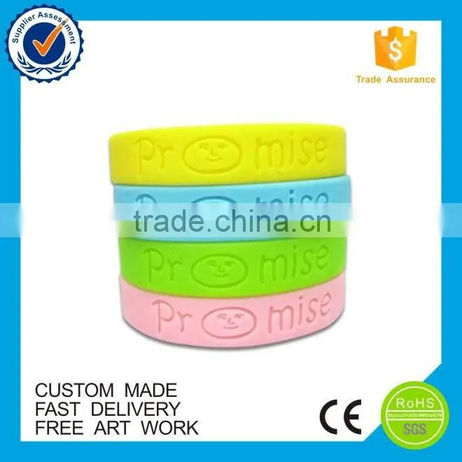 Customized cheap logo wholesale free silicone bracelet
