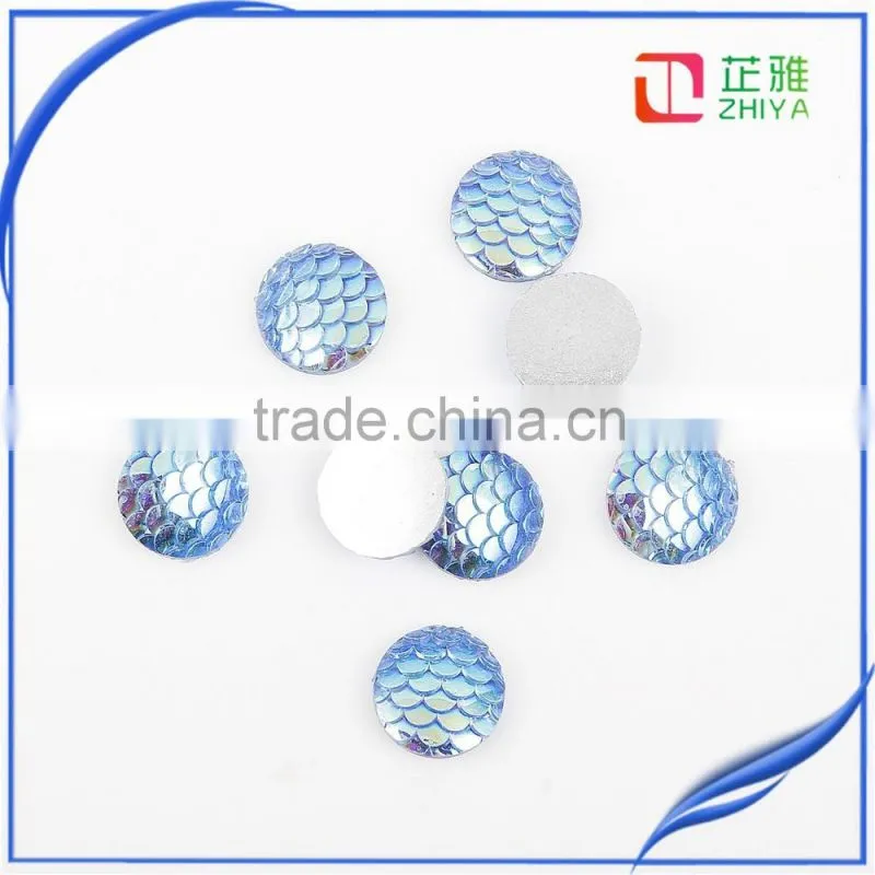 2016 Wholesale Round AB Color Fish Scale Carved Resin Dome Seals Cabochon