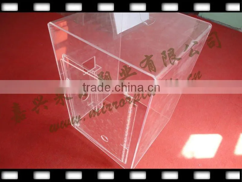 custom acrylic display case