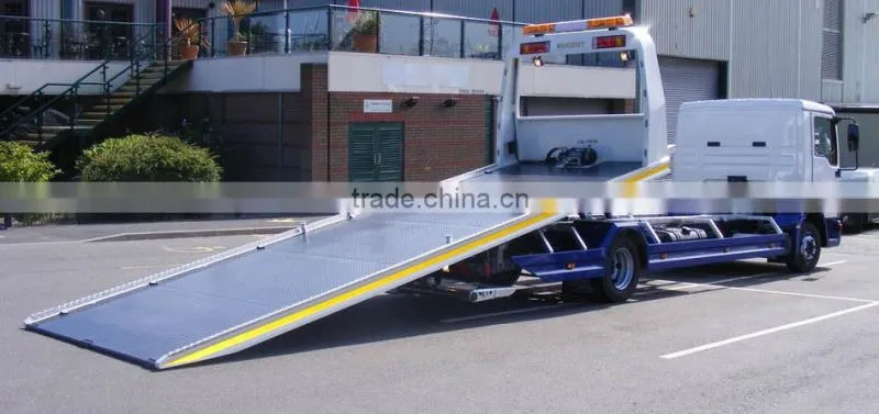 Road recovery vehicle tow wrecker car carrier truck for sale