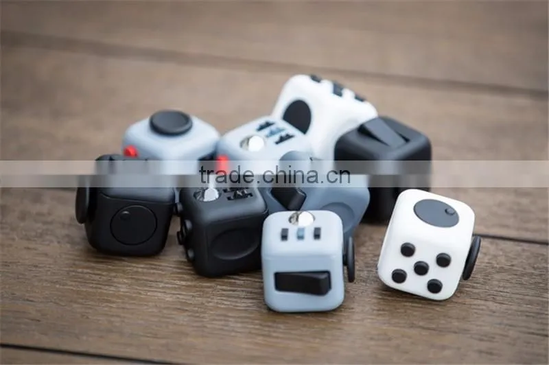 Christmas Gift Origina Fidget The pre-sale of High Quality Anti-irritability Relieves Pressure Dice Fidget