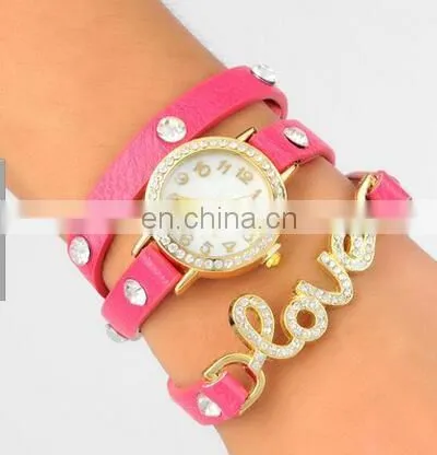 Newest Design Women Watches Retro Faux Leather Quartz Wristwatch with Bronze LOVE Word Luxury Watches Ladies