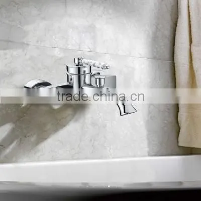 Polished Surface Treatment Bathroom Wall Mounted Waterfall Bath Faucet BHF004