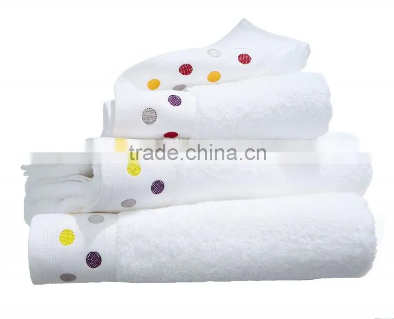 100% Soft Comfortable Thick And Big Bath Towel Hotel