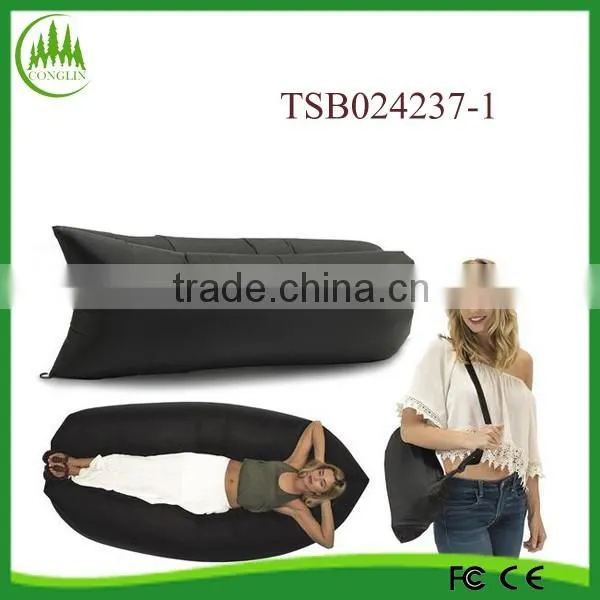 2016 hot sale nylon waterproof inflatable lay's bag banana sleeping lay bag