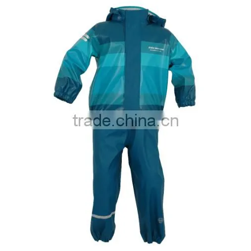 children rainsuit made of PU