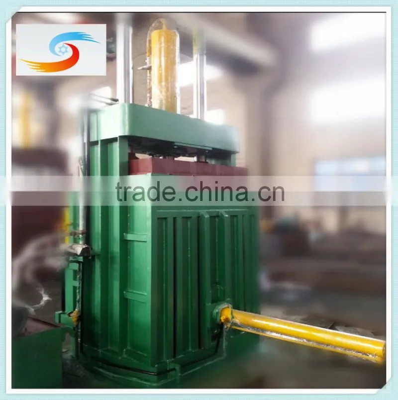 Manual hydraulic vertical used clothes baler