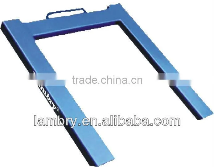 Movable hand pallet U model scale