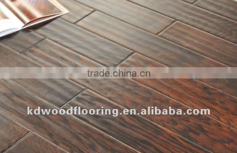 Rustic oak eigneered flooring