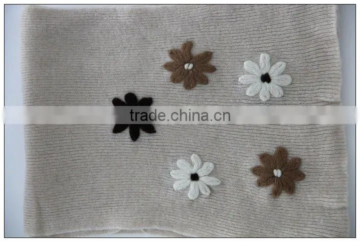 100% wool scarf