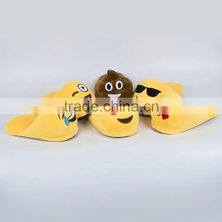 Free size indoor emoji slippers/plush emoji shoes/ Soft slippers plush for Man and Women