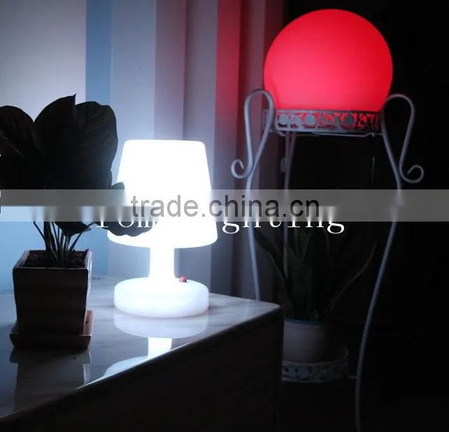 plastic led garden decoration light cordless rechargeable led table lamp