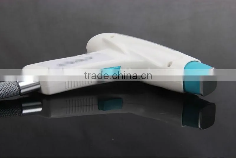 2016 F-018 Promotion Professional micro needle fractional rf system with cooling