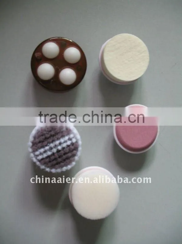 Brush electrical facial massager