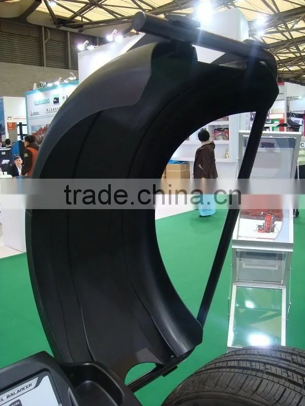 Utilitarian Wheel Balancer Machine With Self-diagnosis And self-calibration.