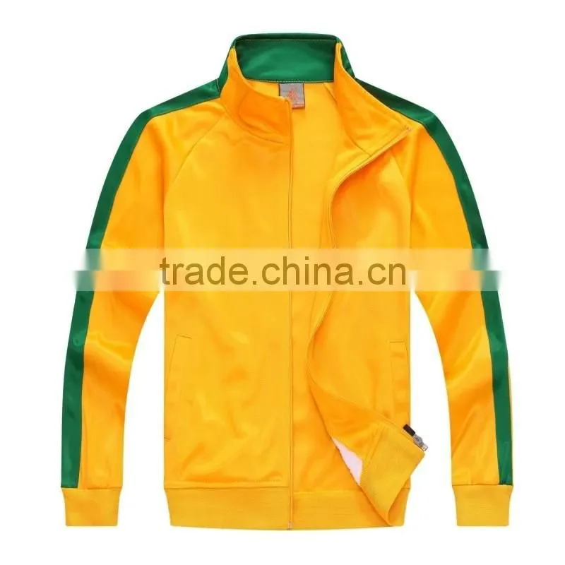 China Customized Sportswear Original Men Football Suit/OEM Quality Cheap Women Soccer Uniform