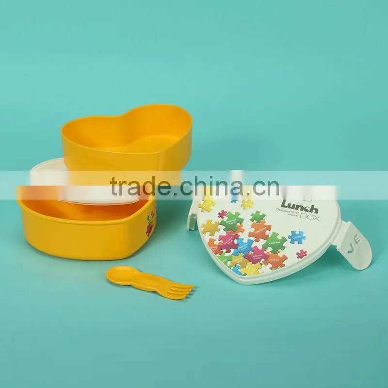 Heart shaped plastic tiffin lunch box / bento box for children