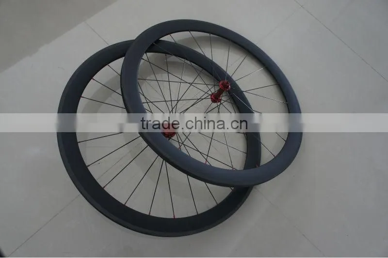 Super light and super stiff carbon road wheels SL-5T