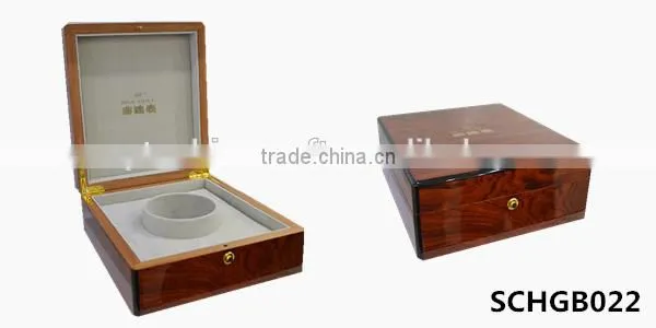 Customized high gloss wooden jewellery box
