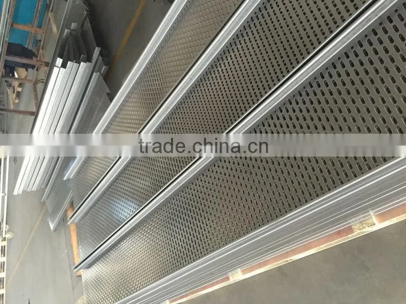 Customized offfshore cable tray