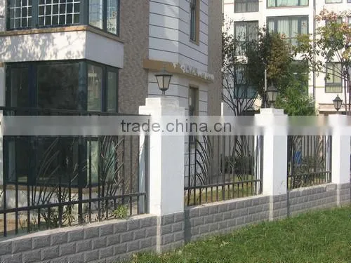 2015 Top-selling classical cast iron fencing for house