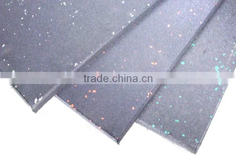 High quality interlocking gym flooring mat for commercial use, available with custom logos