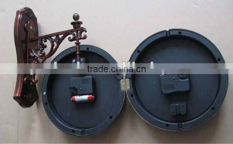 Double sides clock