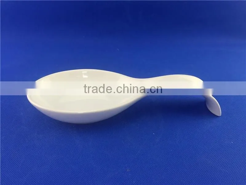 2017 stocked white decorative bakeware