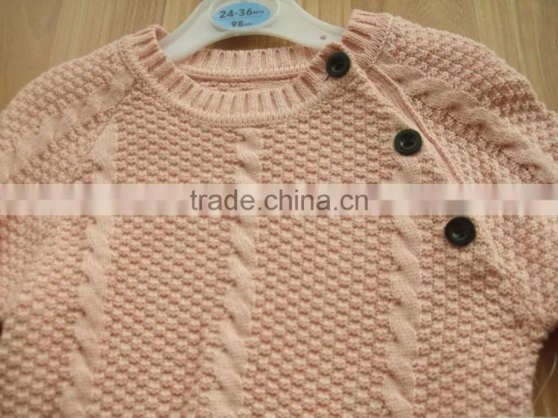High Quality baby girls sweater design with shoulder woode button(BKNB5564)