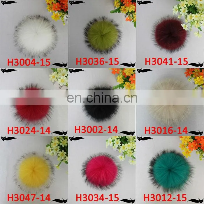 Fashion natural 10cm raccoon fur pom pom