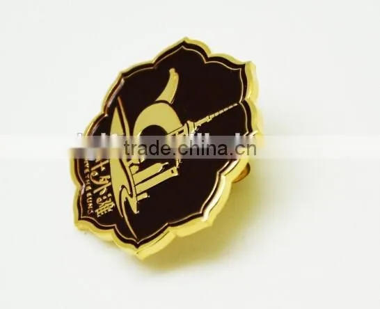 personalised enamel cheap gold plating souveir lapel pins