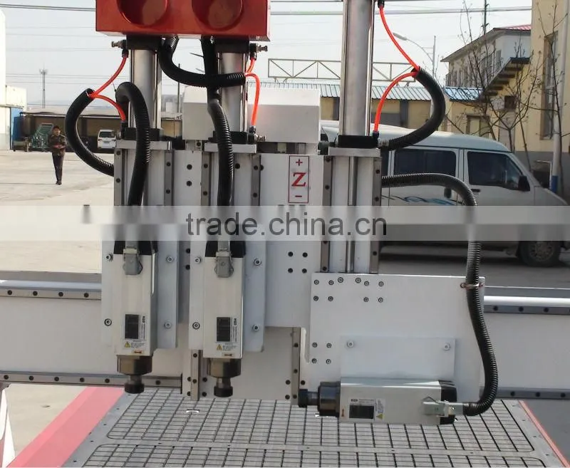 ATC wood carving machine with drill and saw blade