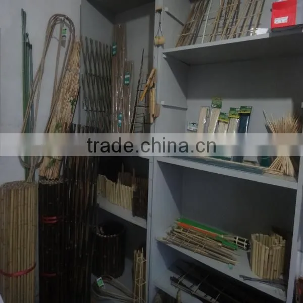 WY-216 Natural raw black bamboo poles for making fence garden fencing