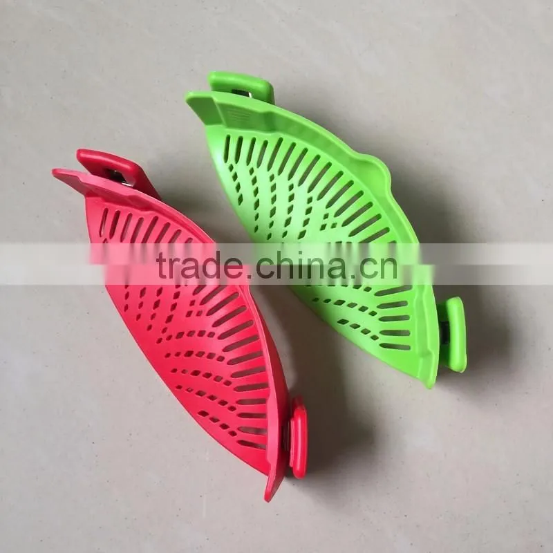 Clip-on Silicone Strainer for Draining Food while Cooking Snap Pan Strainer