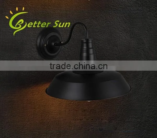 Vintage Retro Industrial Wall Bracket Light Fitting/Boundary Wall Light