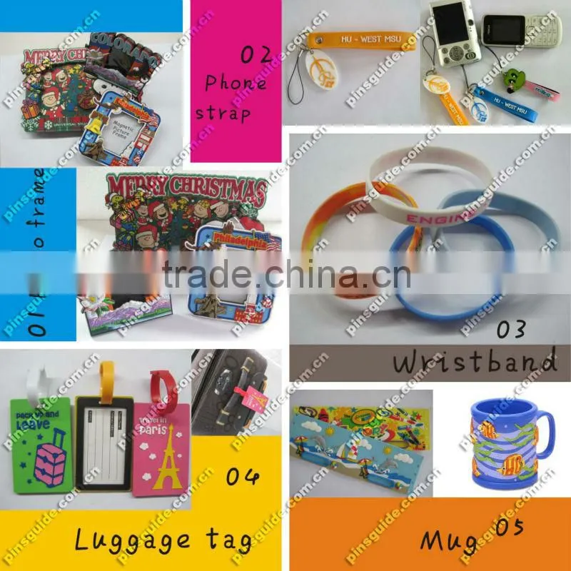 Customized logo flower shape plastic cup coaster