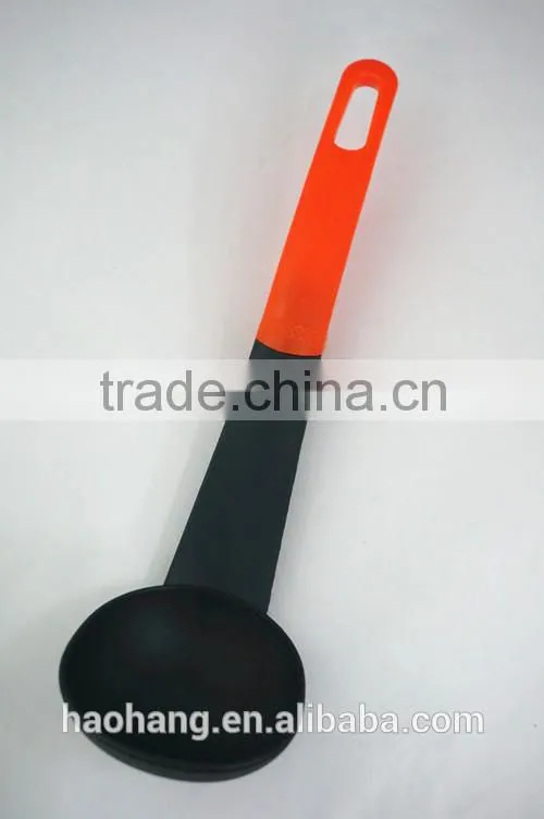 Factory directly sale silicone kitchenware with customzied colors