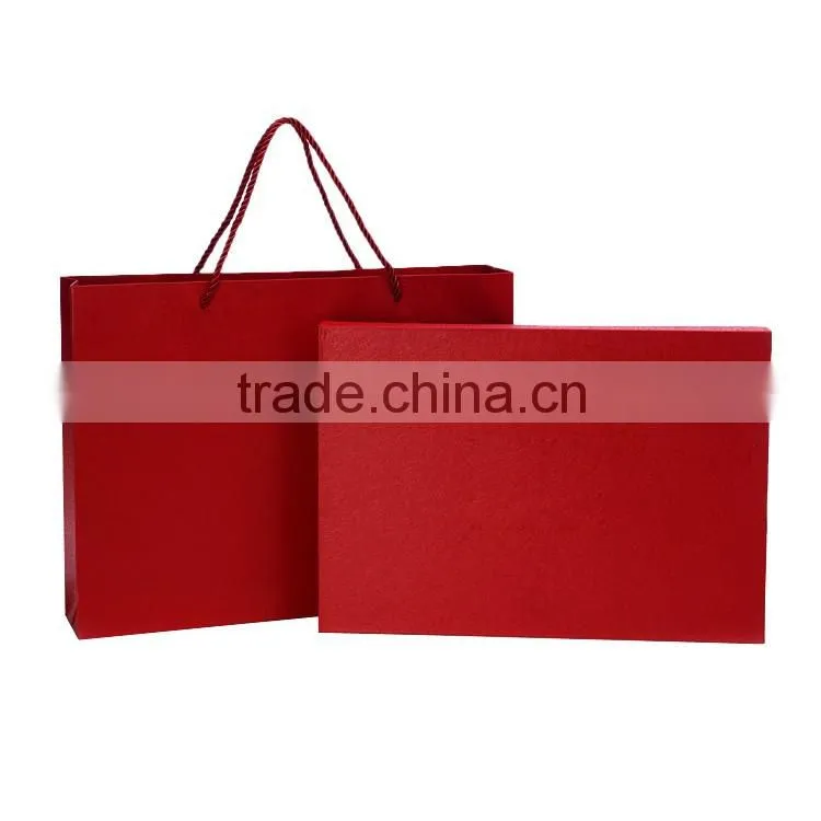 Custom Cardboard Paper Gift Packaging Box/Shipping Box. For Clothing.