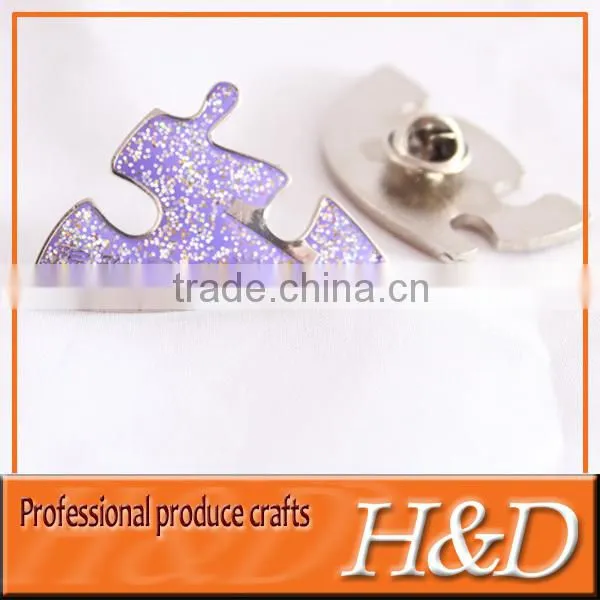 Nice-looking epoxy badge with customer's logo