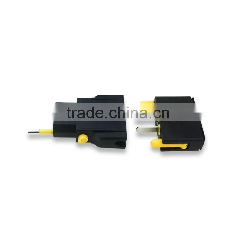 2016 Universal world travel adapter
