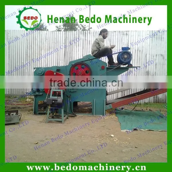 China 7 - 9 ton Capacity metal wood chipper machine, Wood Drum Chipper for fiber - board plant 008613253417552