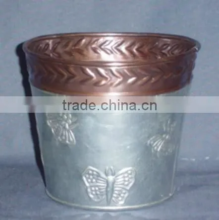 Galvanised Iron Bucket with wooden Handle knob type