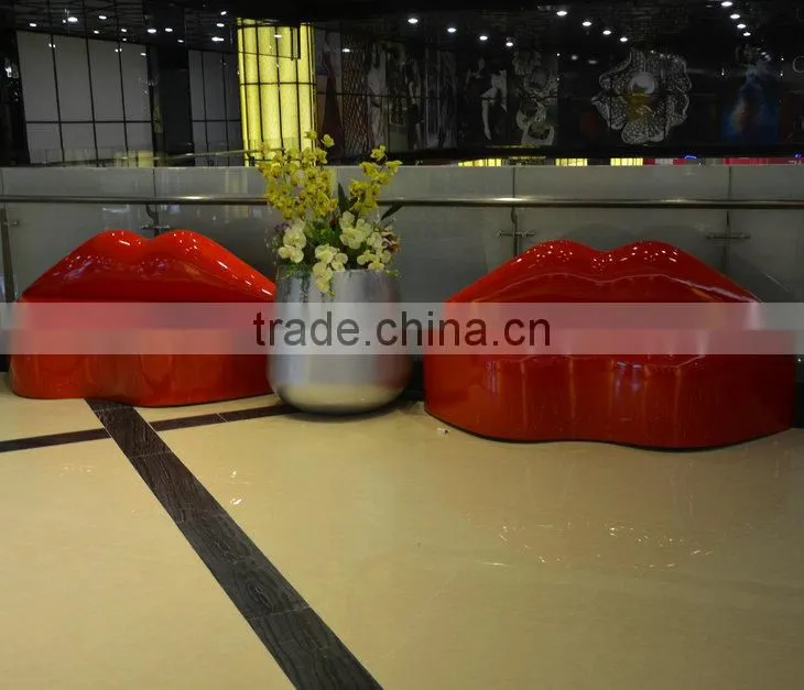 Fiberglass leisure chair and planter